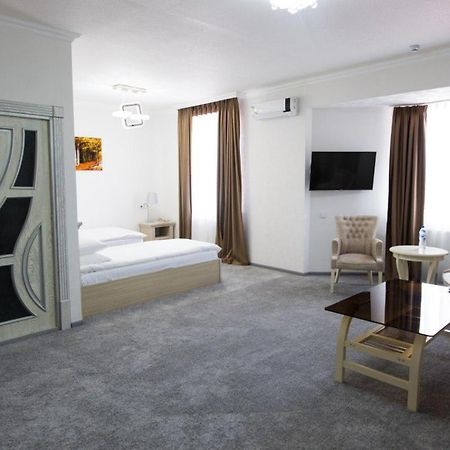 Alexander Hotel 撒马尔罕 外观 照片
