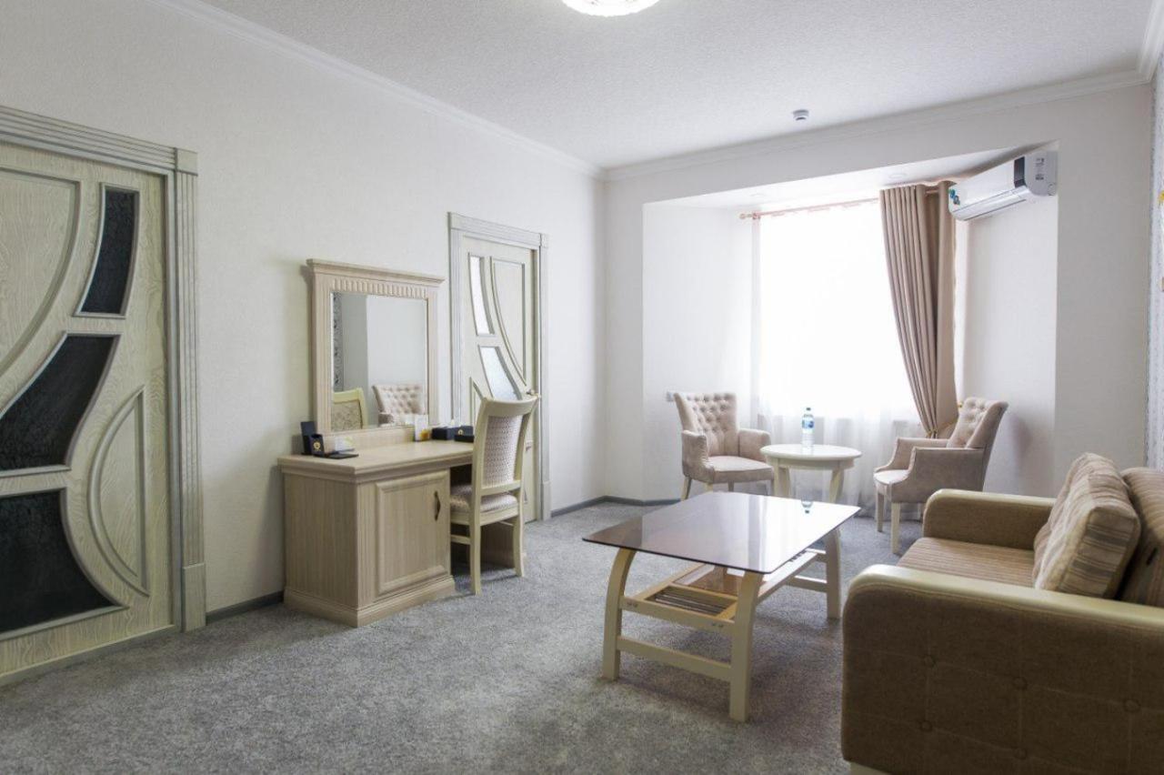 Alexander Hotel 撒马尔罕 外观 照片