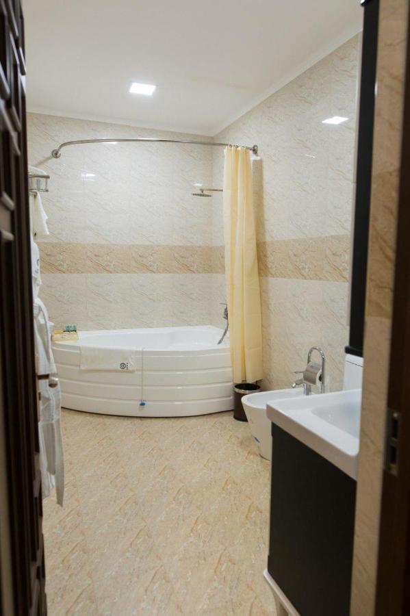 Alexander Hotel 撒马尔罕 外观 照片