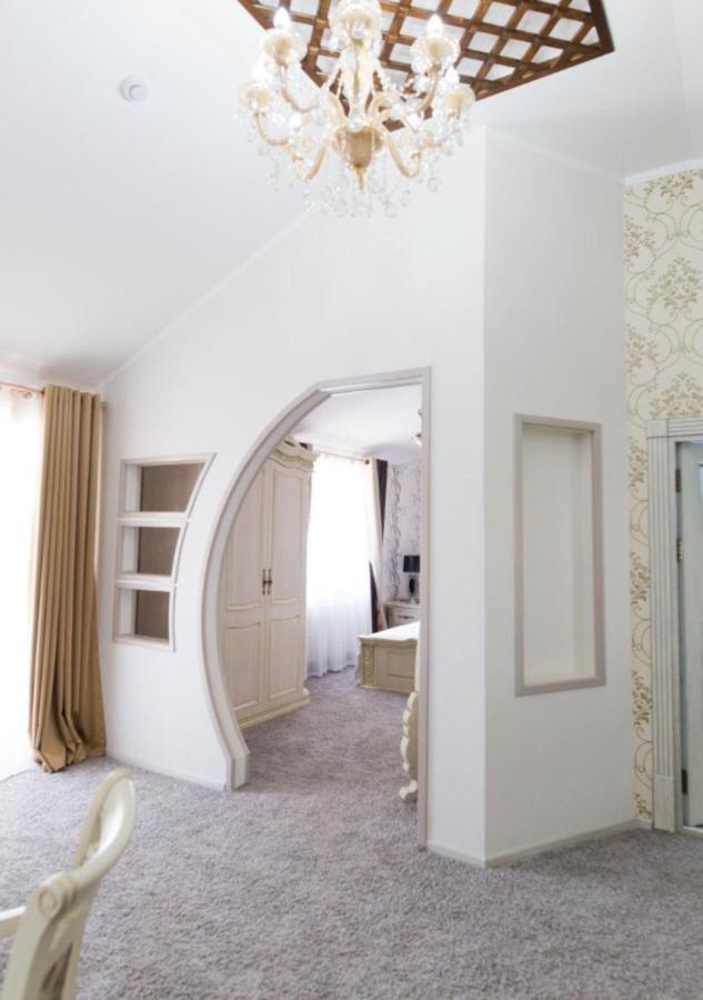 Alexander Hotel 撒马尔罕 外观 照片